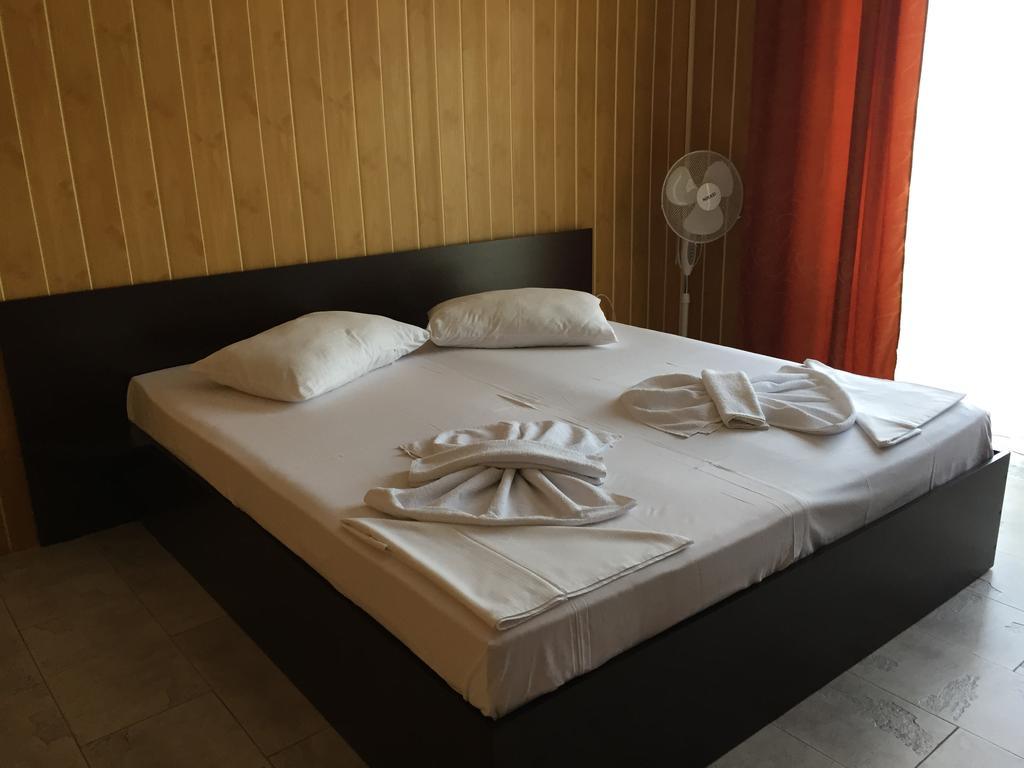 Vila Nusa Hotel Eforie Bagian luar foto