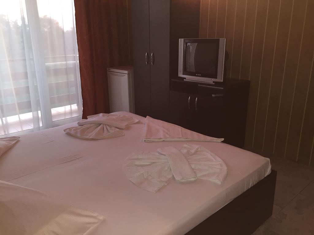 Vila Nusa Hotel Eforie Bagian luar foto