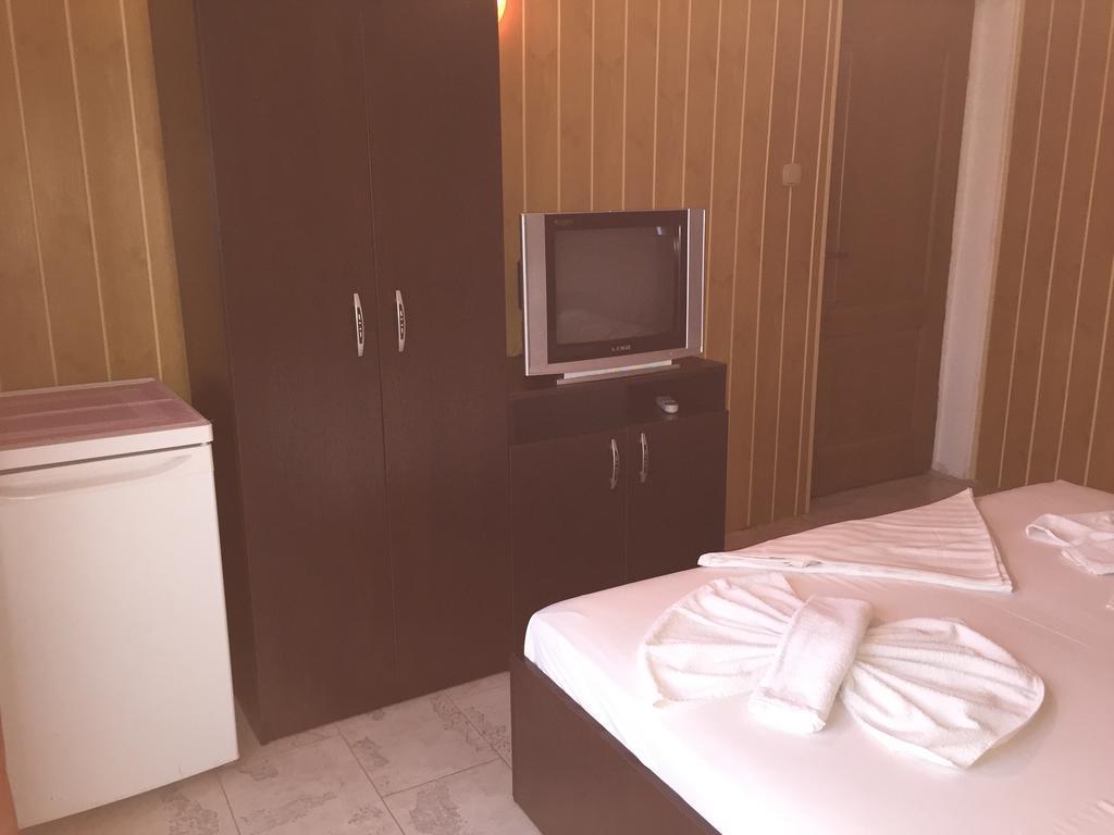 Vila Nusa Hotel Eforie Bagian luar foto