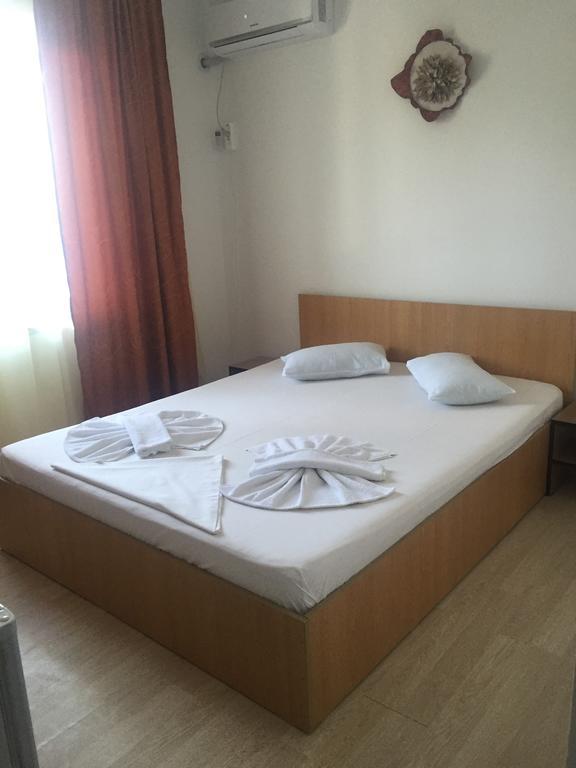 Vila Nusa Hotel Eforie Bagian luar foto