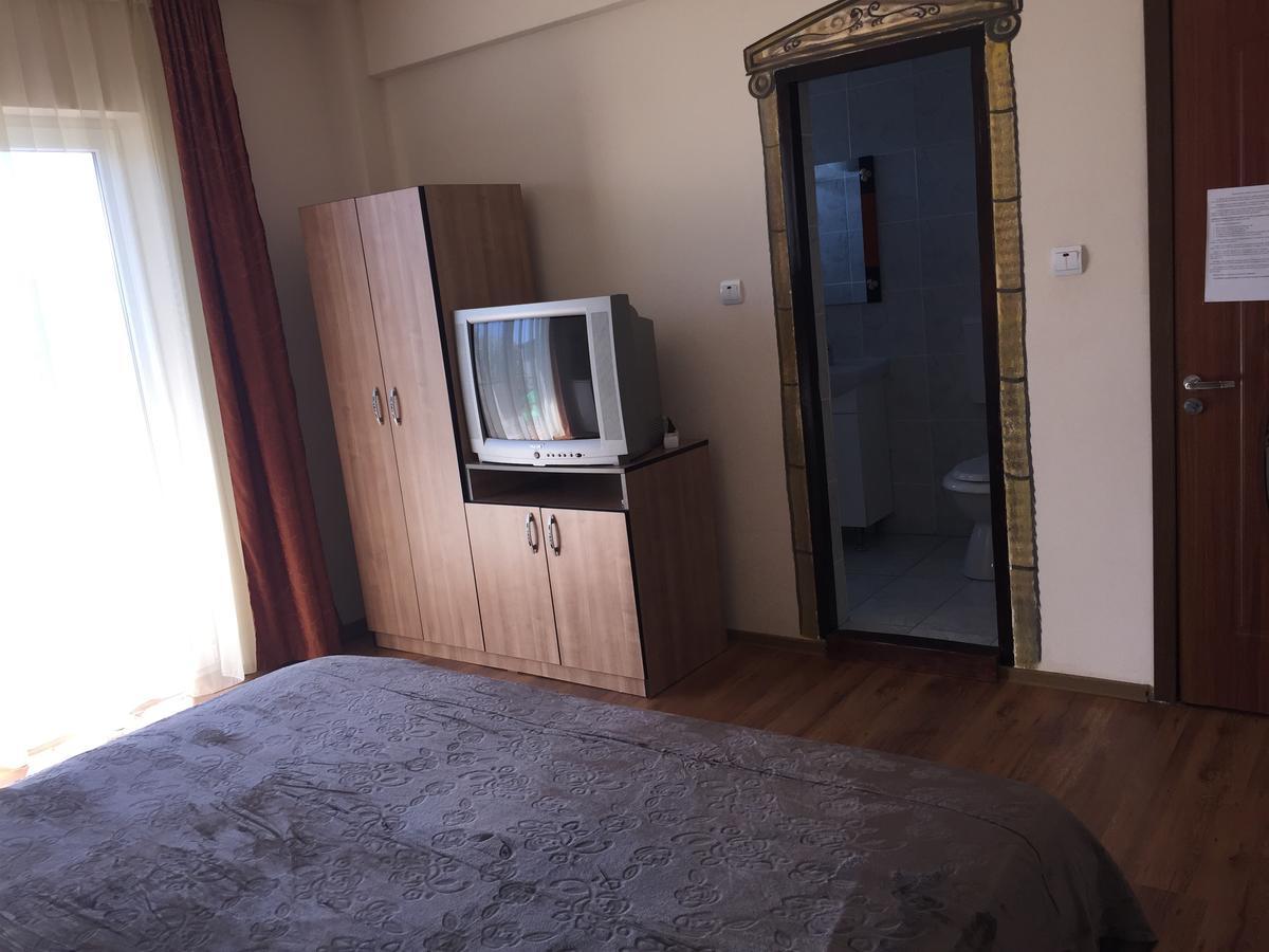 Vila Nusa Hotel Eforie Bagian luar foto